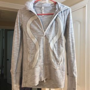 LULULEMON JACKET WITH HOOD 🧘‍♀️